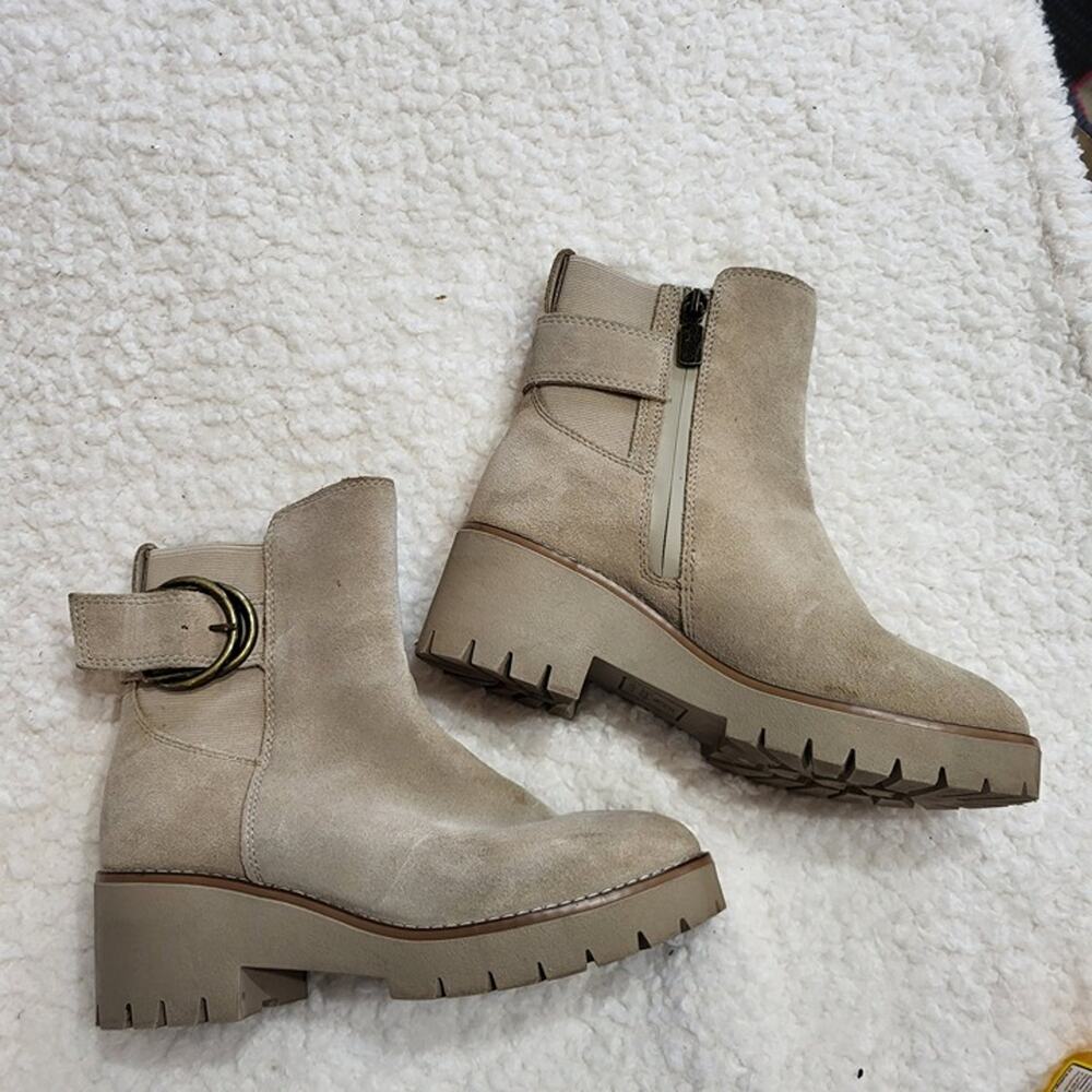 Blondo Dahlia Waterproof  leather Booties Boots  Size 6